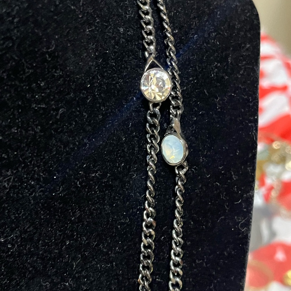 Long Givenchy Necklace - Picture 16 of 16